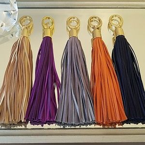 NWOT Handbag Tassel